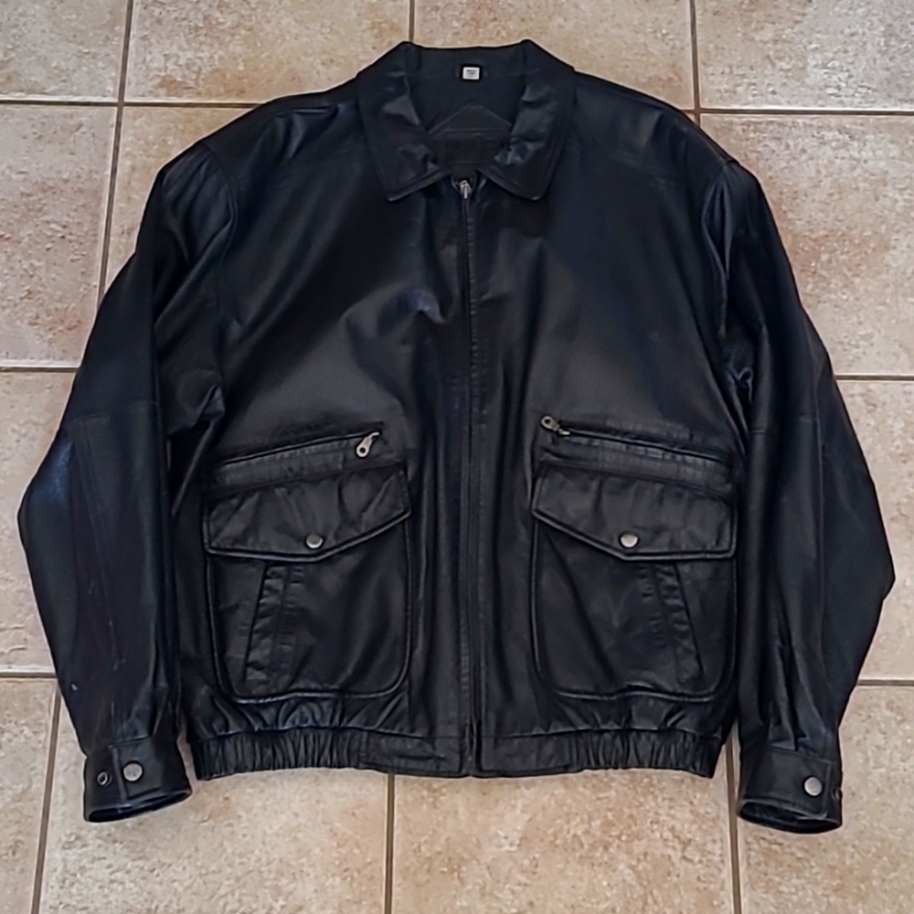 Vintage Men's Black Leather Jacket LT